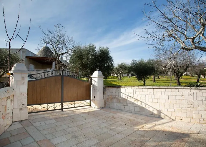 Trullo Dei Maestri Villa *
