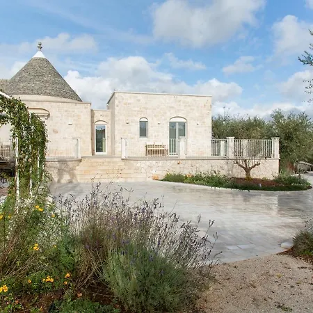 Trullo Dei Maestri Villa *